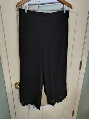 Chico's Black Cropped Wide-Leg Pants with Scalloped Laser-Cut Hem
